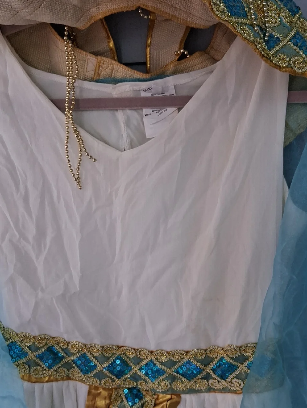 Spirit Cleopatra Costume - Picture 4 of 9